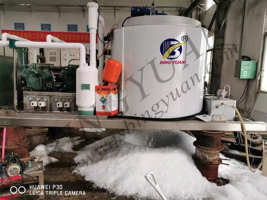 SUS304  Big Ice Making Machine Concrete Cooling Equipment 30ton/Day